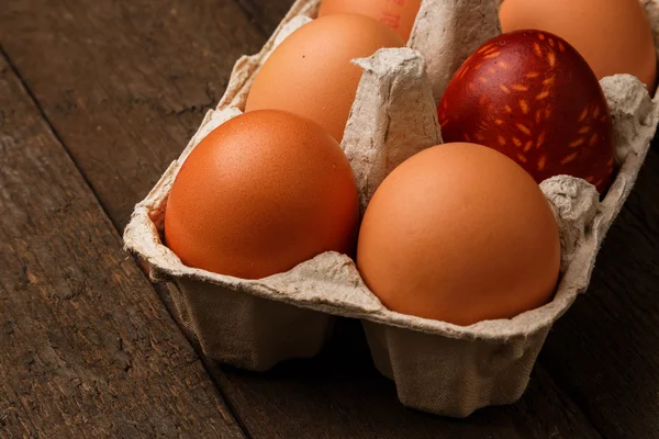 Пакет з яйцями — стокове фото