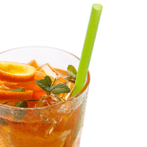 Limonada refrescante com laranjas e hortelã — Fotografia de Stock