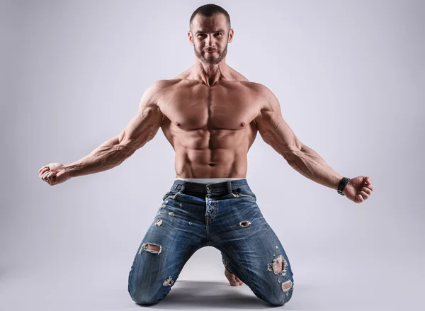 Shirtless Handsome muscular man — Stock Photo, Image