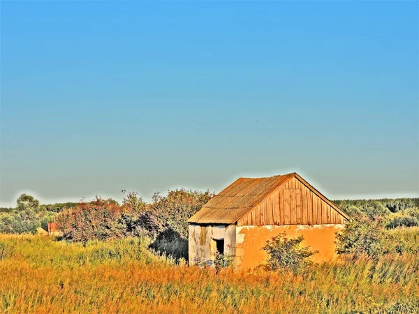 Gammalt Hus Landet Augusti — Stockfoto