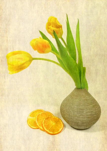 Tulips with slices of orange — Stock Photo, Image