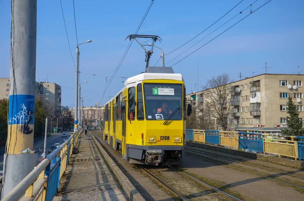 Lviv Ukraine April 2019 Tram Tatra Kt4Dm 1208 Berlin 6099 — Stock Photo, Image