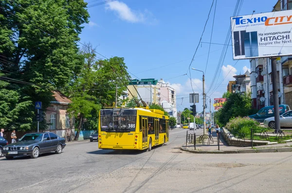 Chernivtsi Ukraine Juin 2019 Trolleybus Dnipro T203 Maz 385 Cheval — Photo