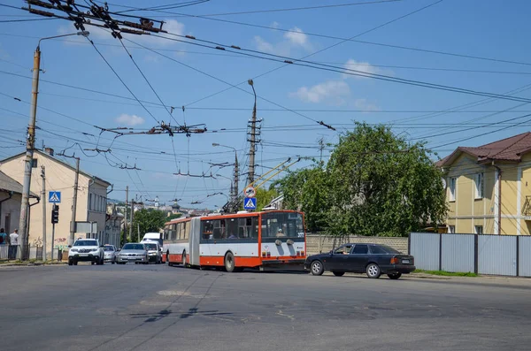 Chernivtsi Ukraine Juin 2019 Trolleybus Skoda 15Tr 377 Kosice 1018 — Photo