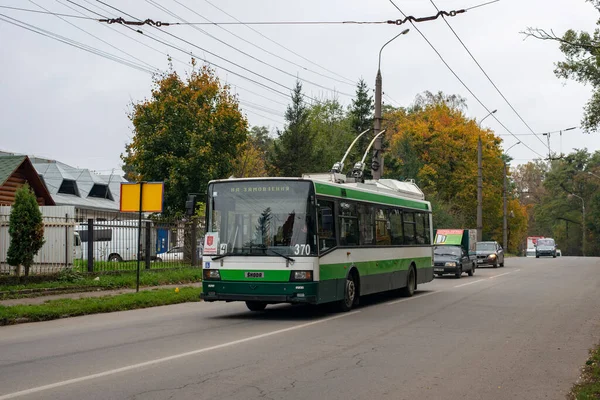 Chernivtsi Ukrajina Října2020 Trolejbus Škoda 21Tr 370 Plzeň 491 Cestujícími — Stock fotografie