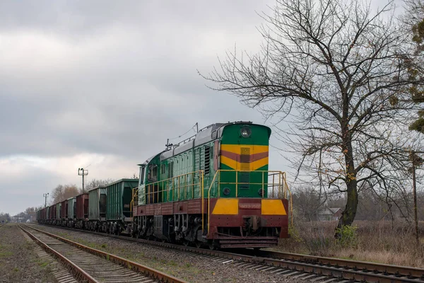 Chernivtsi Ukrajina Listopadu2020 Chme3 2505 Lokomotiva Nákladními Vozy Městě Chernivtsi — Stock fotografie