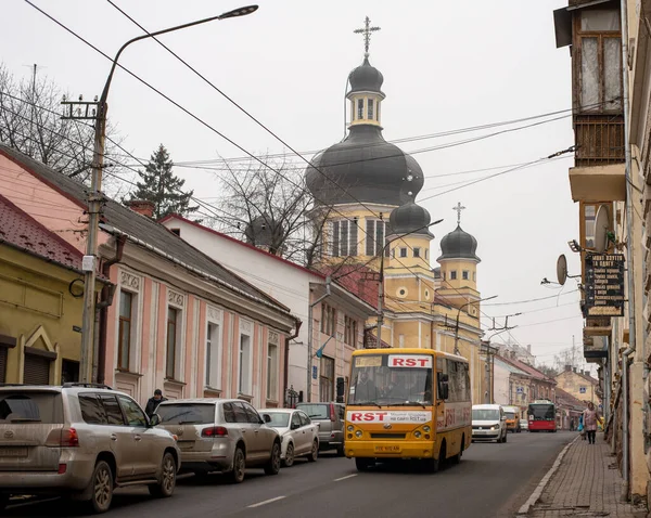 Chernivtsi Ukrajna 2021 Január Van A07A Busz Chernivtsi Utcáin Utasokkal — Stock Fotó