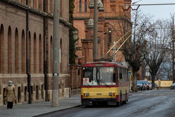Чернивци Украина Января 2021 Года Троллейбус Skoda 14Tr 314 Езда — стоковое фото