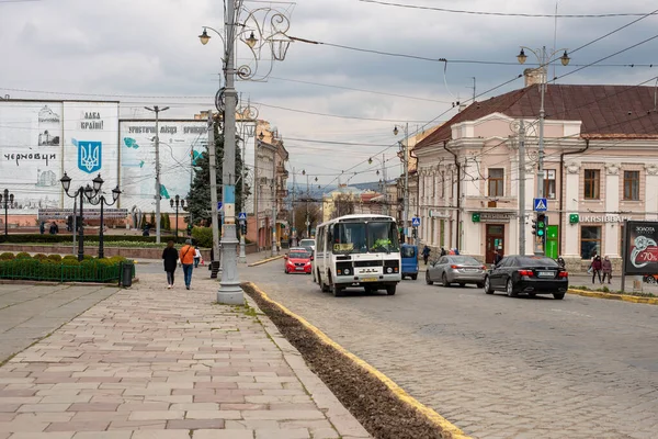 Чернивци Украина Февраля 2021 Года Автобус Паз 32054 Пассажиров Улицах — стоковое фото
