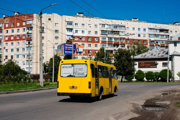 Chernivtsi Ukrajna 2021 Augusztus Bogdan A091 Busz Chernivtsi Utcáin Közlekedik — Stock Fotó