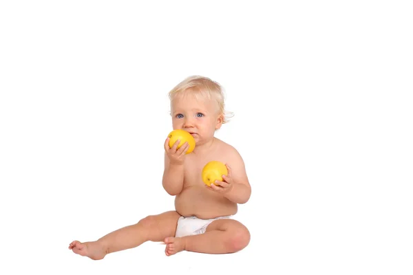 Niño con limón —  Fotos de Stock