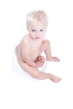 Çocuk lazımlık üzerinde