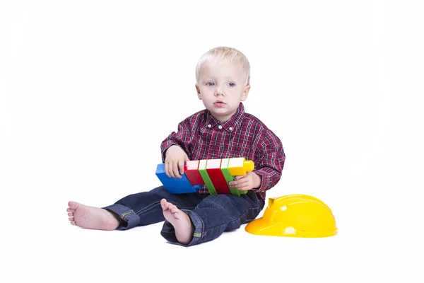 Küpleri ile oynayan çocuk — Stok fotoğraf