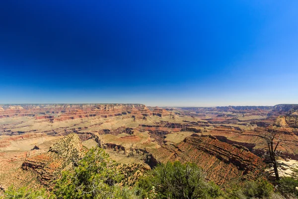 Gran Cañón, borde sur, día soleado con cielo azul — Foto de Stock