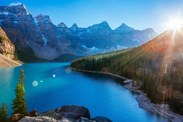 Moraine Lake, Lake Louise, Banff National Park, Alberta, Canada — Stock Photo, Image