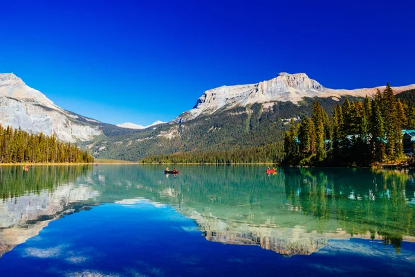 Jezioro Szmaragdowe, Park Narodowy Yoho, Kolumbia Brytyjska, Kanada — Zdjęcie stockowe