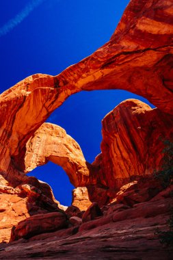 Arches Ulusal Parkı 'nda Çifte Kemer, Utah, ABD