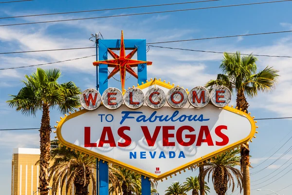 Bienvenido a Fabuloso signo de Las Vegas, Las Vegas, Nevada, Estados Unidos — Foto de Stock