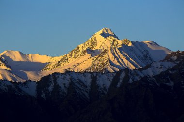 Leh, Leh bölge, üzerinde güzel dağlar Ladakh Himalayalar, Jammu and Kashmir, Kuzey Hindistan