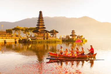 Beratan göl Bali Endonezya, 16 Haziran 2015: Bali köylü