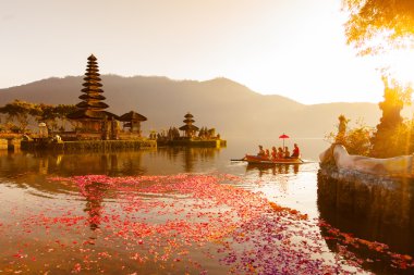 Beratan göl Bali Endonezya, 16 Haziran 2015: Bali köylü