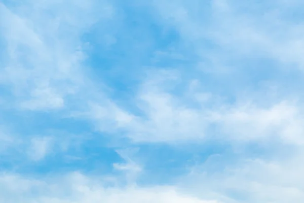 Himlen i eftermiddag tid bakgrund. — Stockfoto