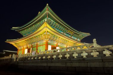 Seoul, Güney Kore - 14 Ağustos 2015: Gyeongbokgung Sarayı ni