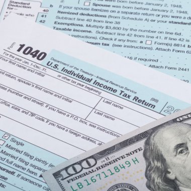 Stüdyo çekim kadar 1040 yakın vergi formu ve dolar