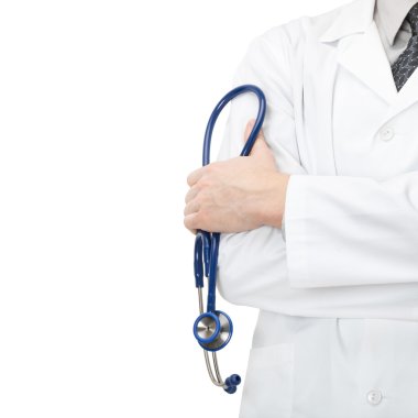 Doktor bir stetoskop ve elleri ile onun önünde - 1-1 oranı geçti