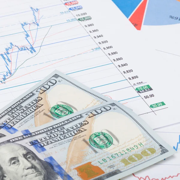 Stock market chart with 100 USA dollars banknote - studio shot - 1 to 1 ratio — Stock Photo, Image