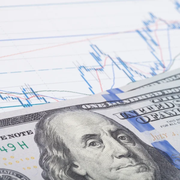 Stock market chart with 100 dollars banknote - studio shot - 1 to 1 ratio — Stock Photo, Image