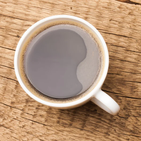 Xícara de café na mesa de madeira - proporção de 1 para 1 — Fotografia de Stock