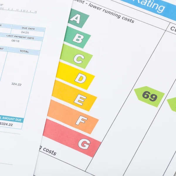 Hesap makinesi yardımcı programı bill ve enerji grafik - 1-1 oran ile — Stok fotoğraf