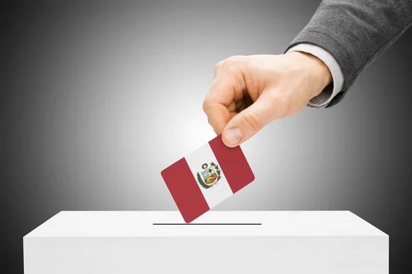 Voto concetto - maschio bandiera inserimento nell'urna - Perù — Foto Stock