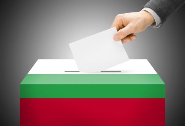 Oylama kavramı - oy sandığı ulusal bayrak renkleri - Bulgaristan boyalı