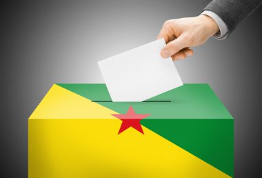 Oylama kavramı - oy sandığı ulusal bayrak renkleri - Fransız Guyanası boyalı