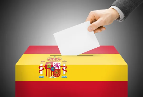 Stimmberechtigten Konzept - Wahlurne gemalt in Nationalflagge Colors - Spanien — Stockfoto