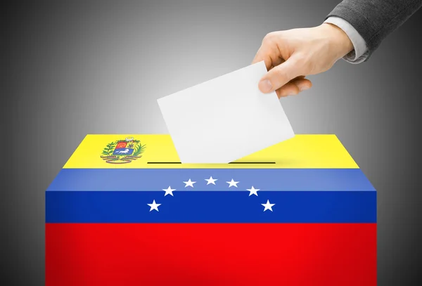 Голосования концепция - урну окрашены в цвета национального флага - Венесуэла — стоковое фото