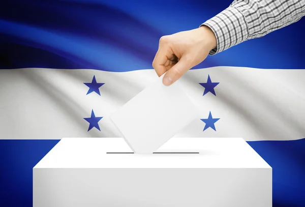 投票的概念-带国旗上的背景的投票箱-洪都拉斯 — 图库照片
