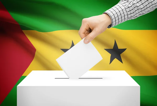 Koncepcja - urny z flagi narodowej na tle - Sao Tome and Principe do głosowania — Zdjęcie stockowe