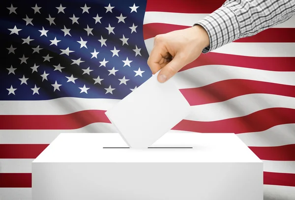 Voting concept - Ballot box with national flag on background - United States — Stock Photo, Image