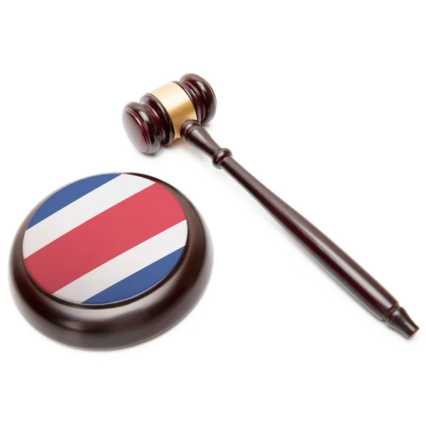 Bíró marok és soundboard rajta - Costa Rica nemzeti zászló — Stock Fotó
