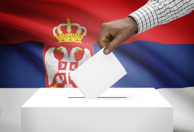 Arka plan - Sırbistan Ulusal bayrağını ile oy sandığı