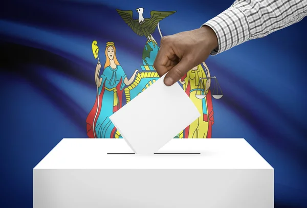 Voting concept - Ballot box with US state flag on background - New York — Stock Photo, Image