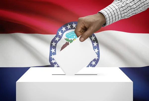 Voting concept - Ballot box with US state flag on background - Missouri — Stock Photo, Image