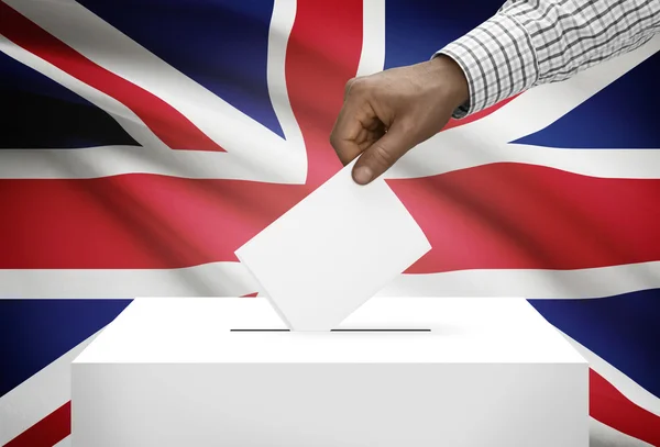 Ballot box with national flag on background - United Kingdom of Great Britain and Northern Ireland — Stock Photo, Image