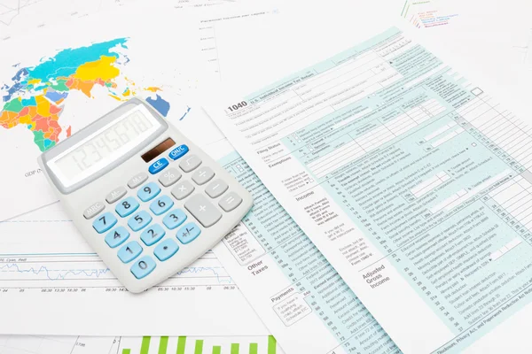 US 1040 Tax Form and calculator — Stock Photo, Image