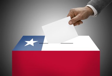 Oy sandığı ulusal bayrak renkleri - Şili boyalı