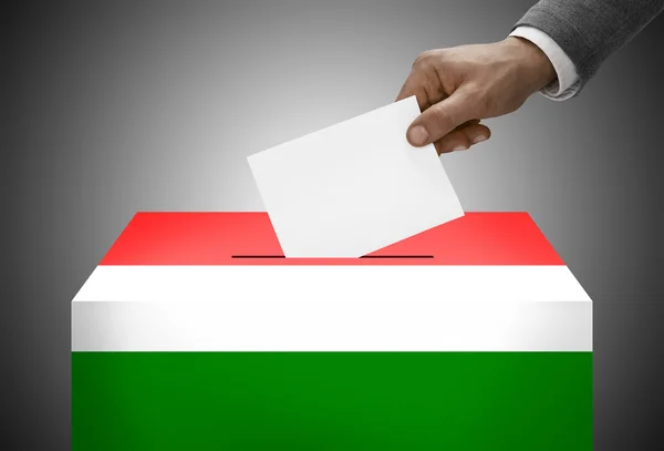 Ballot box painted into national flag colors - Hungary — Stock Photo, Image