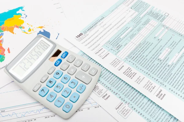 Calculadora y nos 1040 Tax Form — Foto de Stock